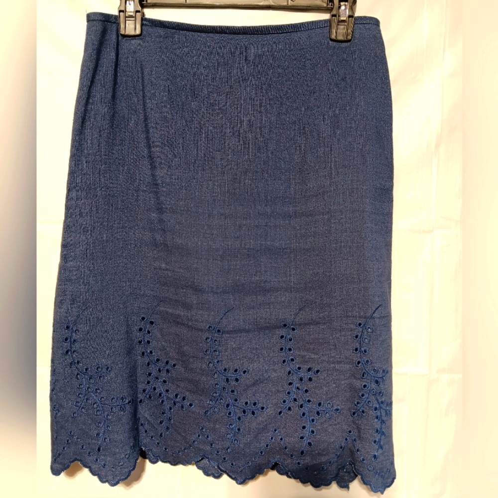 Kasper EUC Fully Lined Eyelet Skirt, Size 10 Petite, Linen Rayon Navy, Well Made